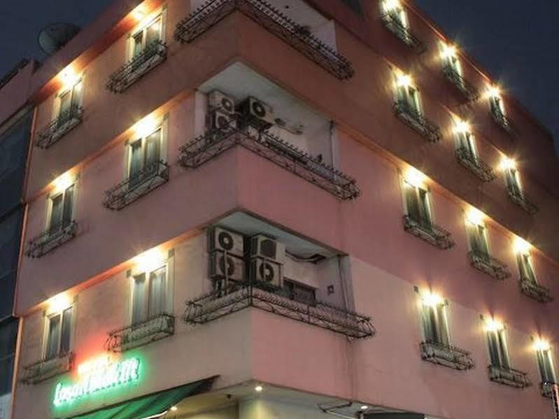 Losari Blok M Hotel Dżakarta Zewnętrze zdjęcie